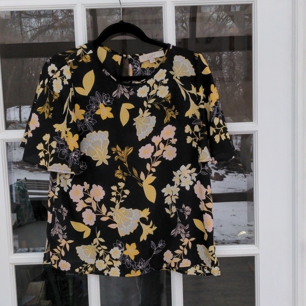 Loft floral blouse Size S